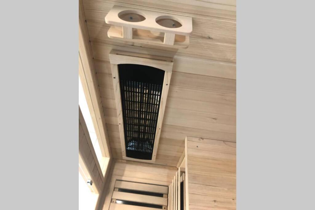 Stadtsuite Mit Sauna In Wiener Neustadt 135 M2 Extérieur photo
