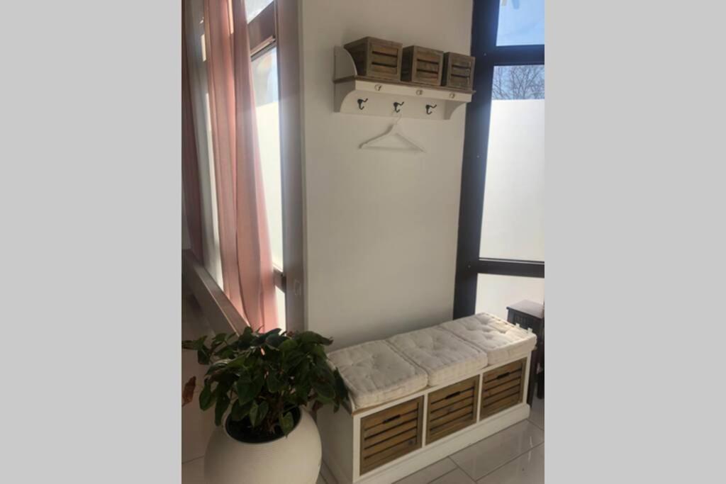 Stadtsuite Mit Sauna In Wiener Neustadt 135 M2 Extérieur photo