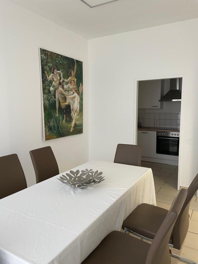 Stadtsuite Mit Sauna In Wiener Neustadt 135 M2 Extérieur photo