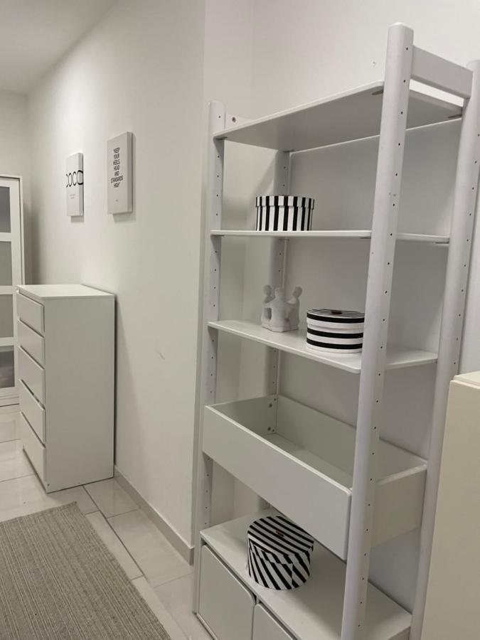 Stadtsuite Mit Sauna In Wiener Neustadt 135 M2 Extérieur photo