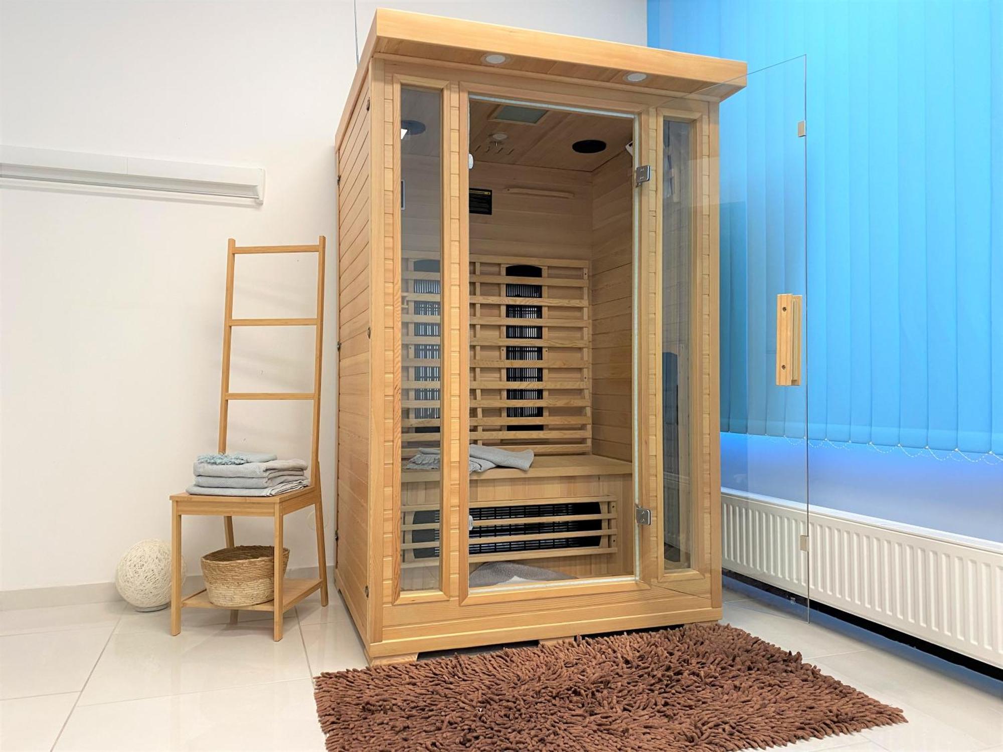 Stadtsuite Mit Sauna In Wiener Neustadt 135 M2 Extérieur photo