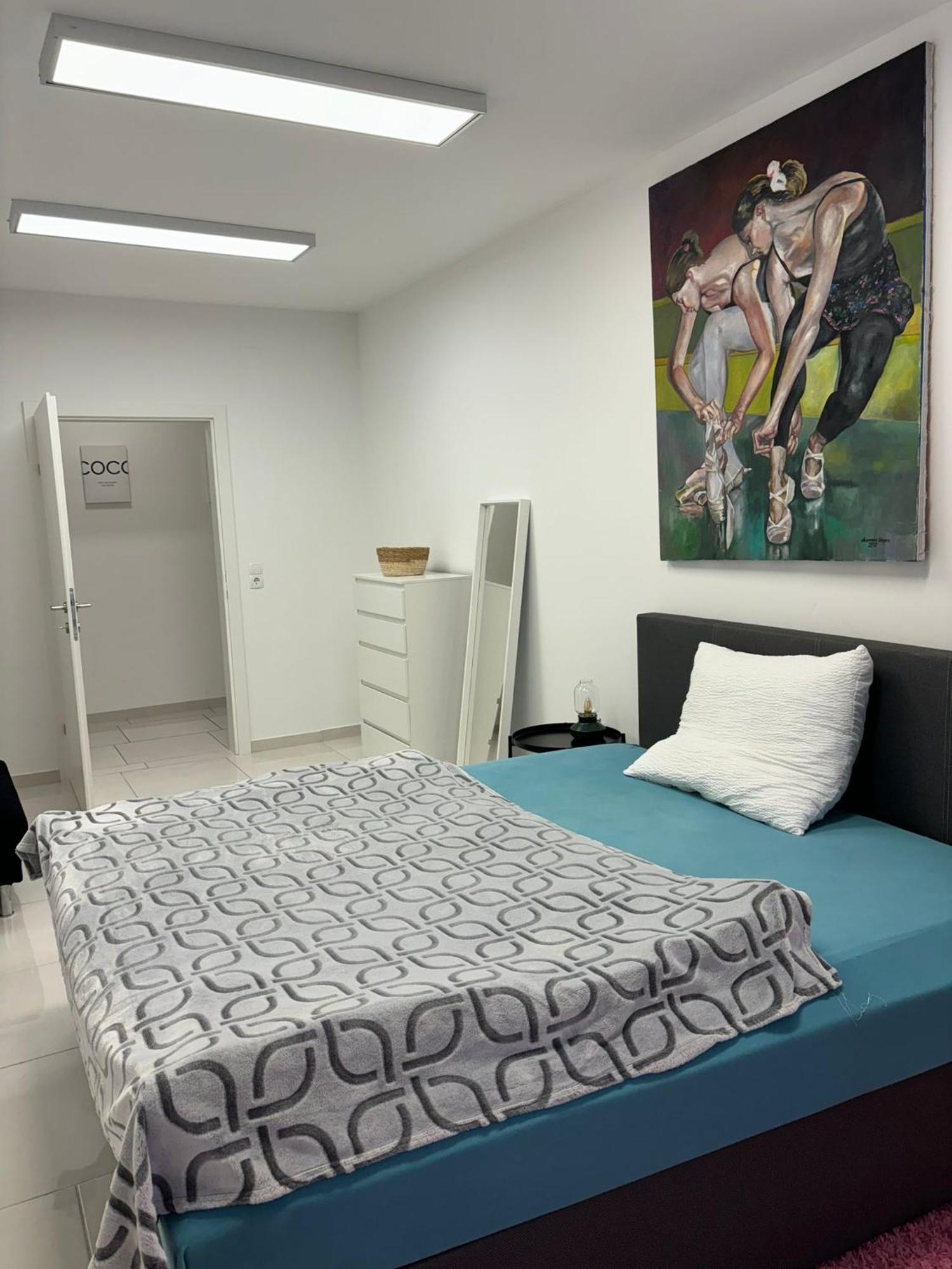 Stadtsuite Mit Sauna In Wiener Neustadt 135 M2 Extérieur photo